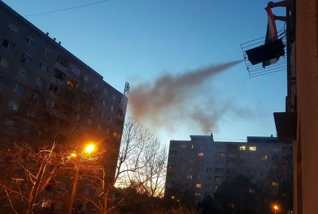 Estéről-estére megköszönik a fehérváriak az egészségügyi dolgozók szolgálatát